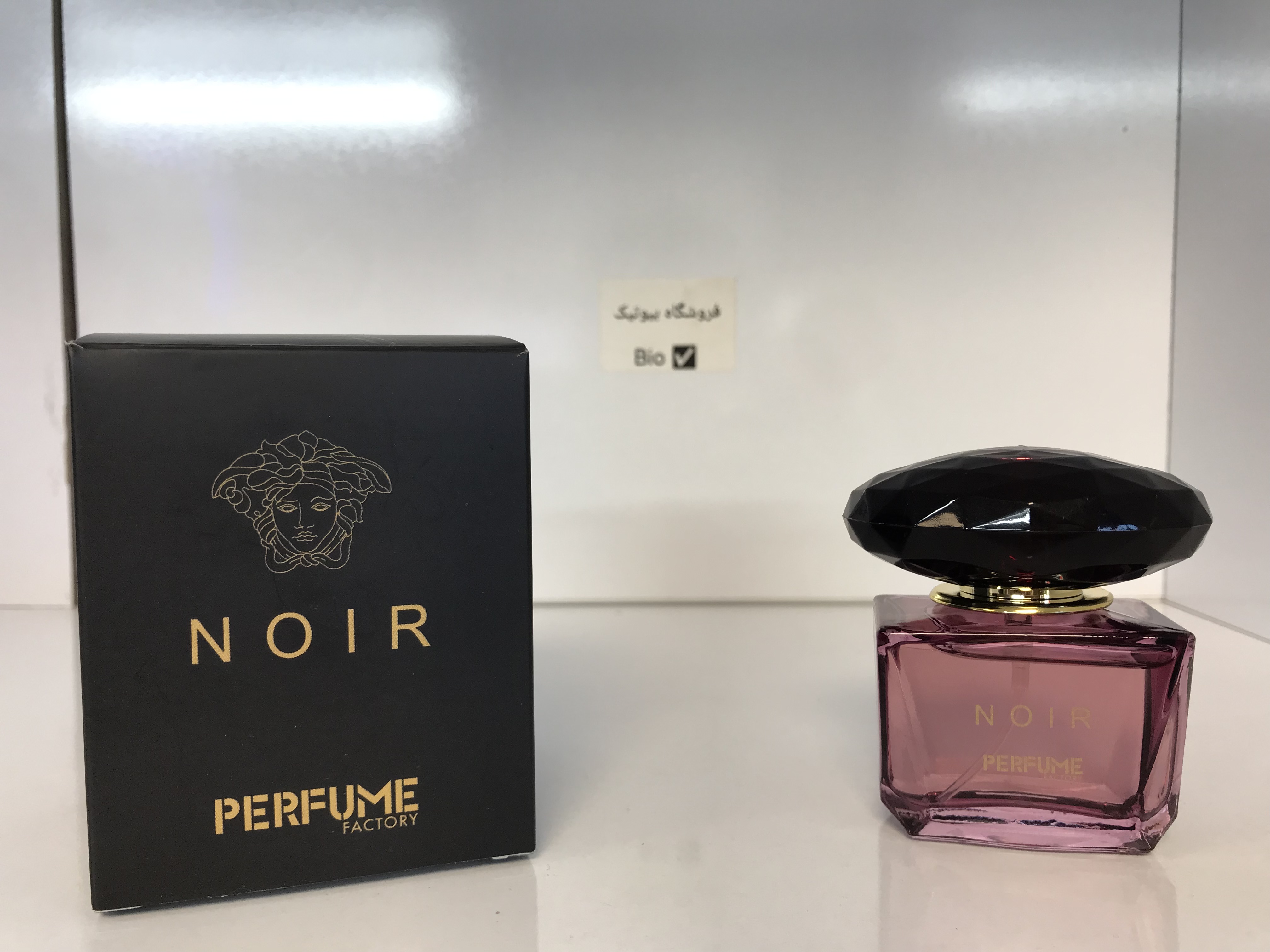 ادکلن ورساچ کریستال نویر طرح اصلی 30 میل Versace Crystal Noir زنانه